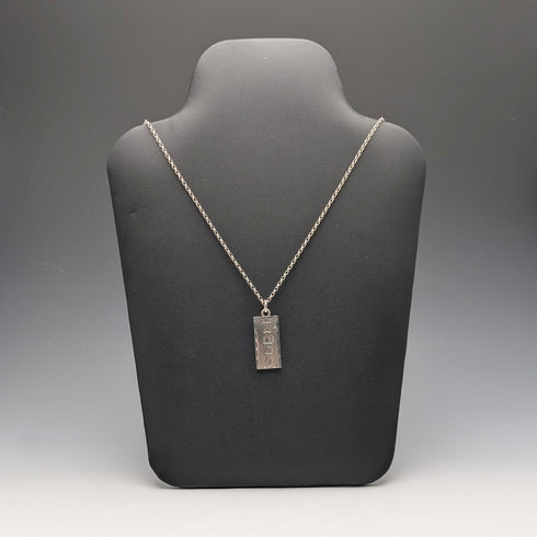 1977 British sterling silver jubilee ingot pendant and sterling silver chain, total weight 21g, Excalibur Jewellery②